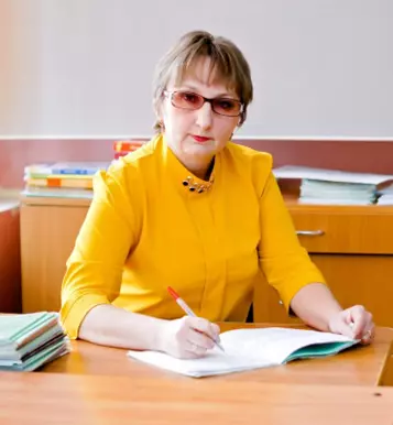Долматова Елена Александровна.